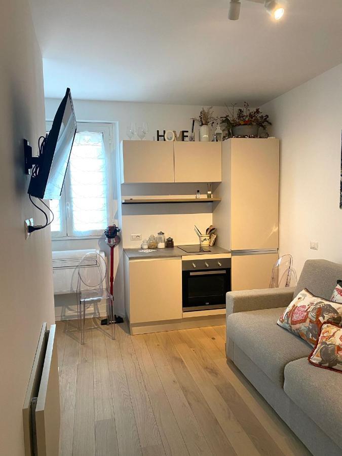 Accomodo Mim26 Monolocale Porta Venezia Apartment Milano Exterior foto
